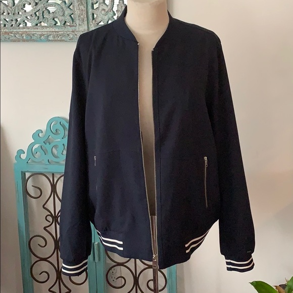 Tommy Hilfiger ladies bomber jacket - Picture 1 of 3